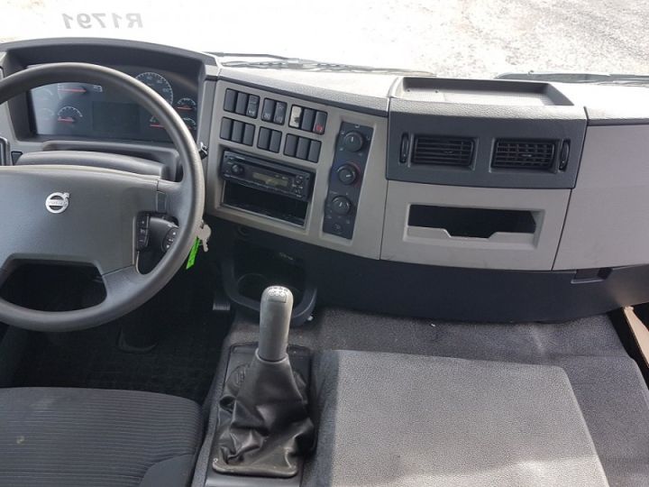 Camión Volvo FE Chasis cabina 300 EEV - Moteur en panne BLANC - 21