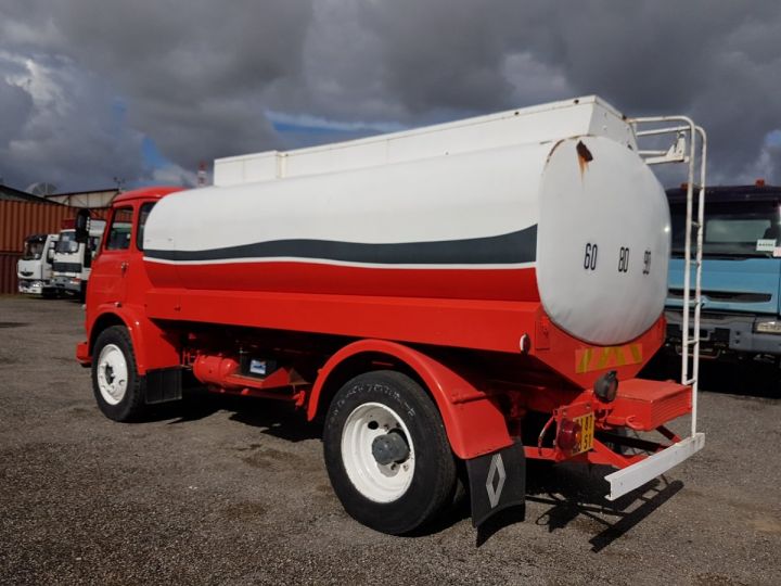 Camión Saviem S7 Cisterna hydrocarburos LM ROUGE - BLANC - GRIS - 4