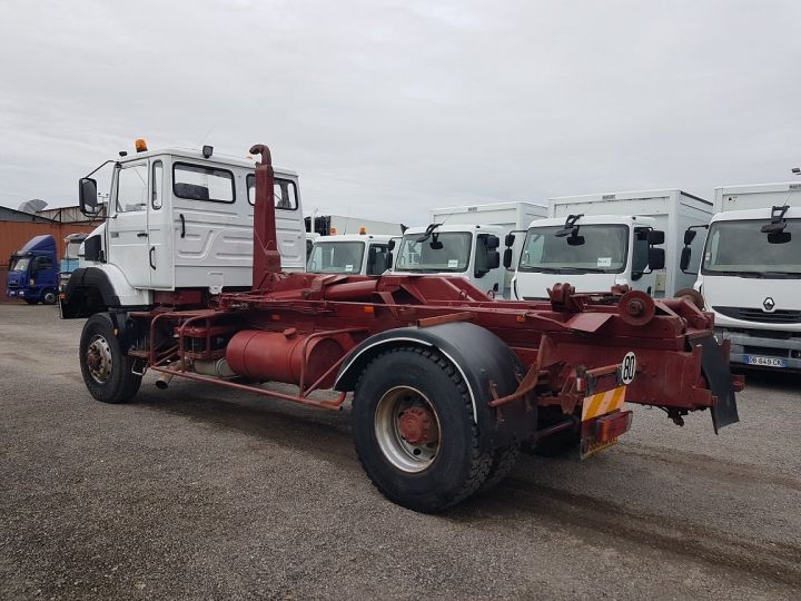 Camión Renault C Polybenne 260.19 4x4 SINPAR - GUIMA articulé BLANC - 4