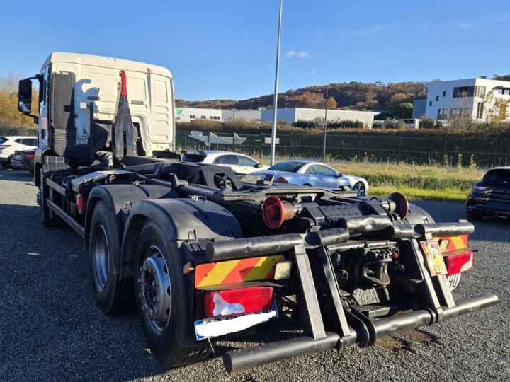 Camion porteur Man TGS Ampliroll Polybenne 26.400 polybenne 6x2 hydrodrive BLANC  - 4