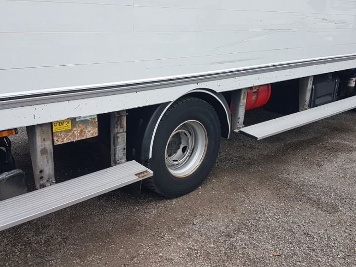 Camion porteur Renault Midlum Caisse fourgon + Hayon élévateur 270dxi.14 EEV BRASSEUR BLANC - 13