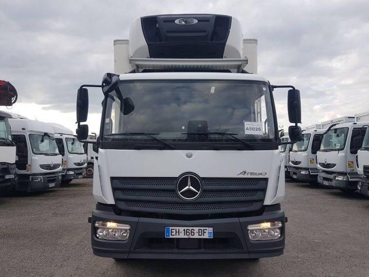 Camion porteur Mercedes Atego Caisse frigorifique 1623 euro 6 TRI-TEMPERATURE BLANC - 17