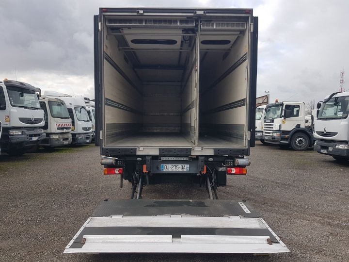 Camion porteur Renault D Caisse frigorifique 16.240dti TRI-TEMPERATURE BLANC - 8