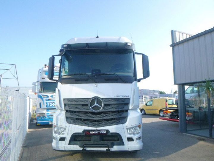 Camion tracteur Mercedes Actros ACTROS 1846 SYSTEME HYDRAULIQUE Blanc - 2