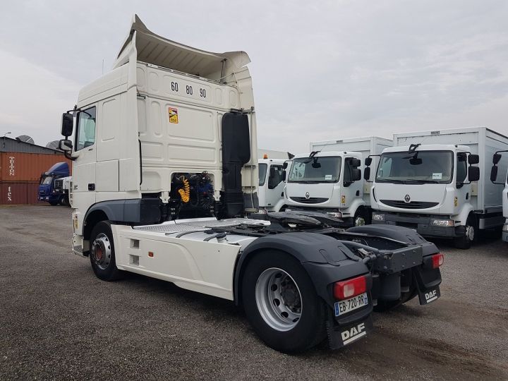 Camión tractor Daf XF 106.460 SPACECAB euro 6 BLANC - 4