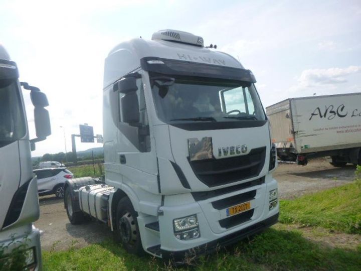 Camión tractor Iveco Stralis Hi-Way AS440S46 TP E6 Blanc - 1