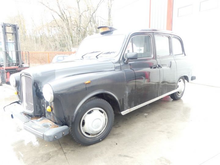 Carbodies Taxi Anglais FAIRWAY 2.7 TD 82cv Noir - 2