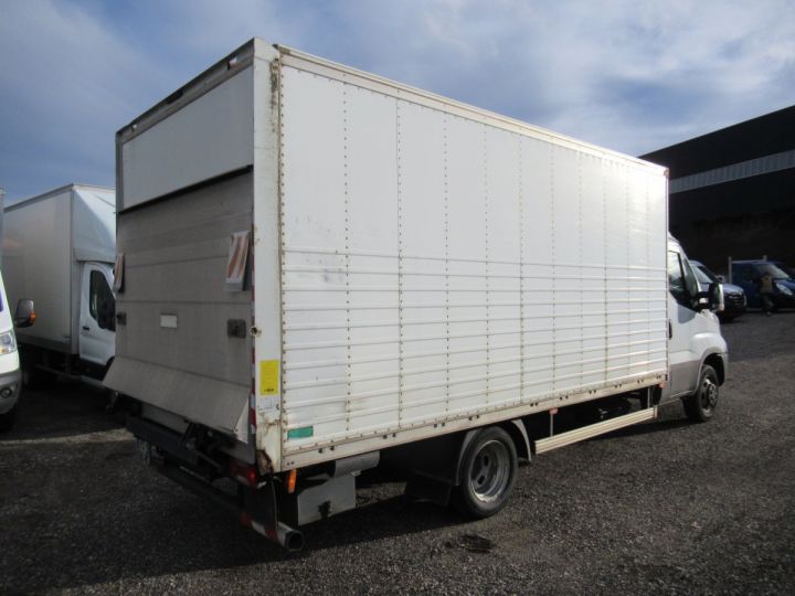 Chassis + body Iveco Daily Box body + Lifting Tailboard 35C21 CAISSE + HAYON BOITE AUTOMATIQUE  - 4