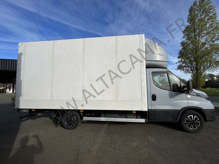 Chassis + body Iveco Daily Box body + Lifting Tailboard GAZ 35S14 BOITE AUTOMATIQUE FOURGON FIBRE 27m3 HAYON ELEVATEUR SORENSEN 750kgs BLEU - 4