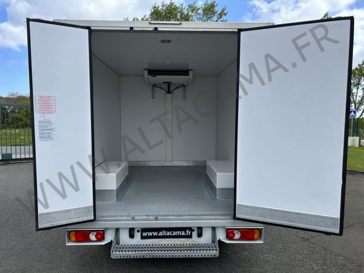 Chassis + body Renault Trafic Insulated box body 125 cv ISOTHERME FRIGORIFIQUE FRC X  BLANC - 13