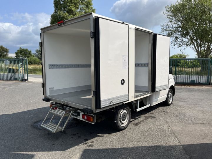 Chassis + body Volkswagen Transporter Insulated box body L1 102CV CHASSIS CABINE ISOTHERME CELLULE LAMBERT BLANC - 3