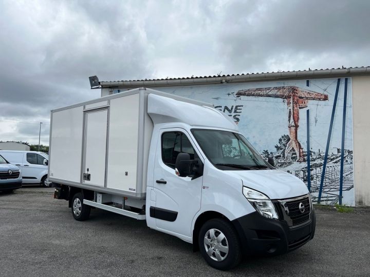 Chassis + body Nissan Interstar CAISSE 17.4M3 HAYON L3 RS TRACTION 165CH ACENTA BLANC - 1