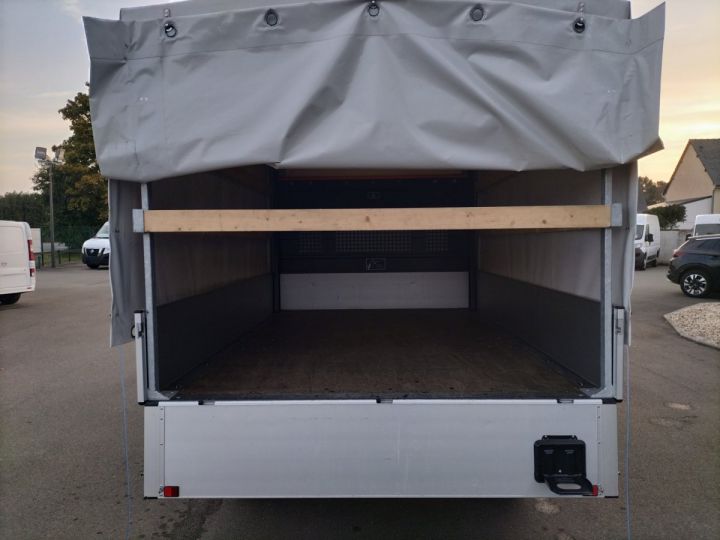 Chassis + body Renault Master Platform body L3 2.3 DCI 135CH PLATEAU DEBACHABLE DOUBLE CABINE 7 PLACES BLANC - 9