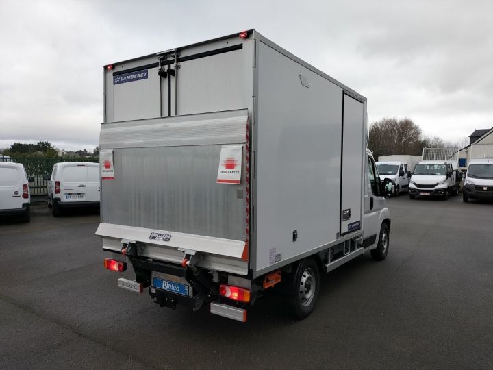 Chassis + body Fiat Ducato Refrigerated body 3.5 M 2.2 MULTIJET 140CH PACK TECHNO BLANC - 3