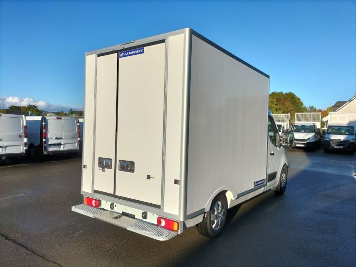Chassis + body Nissan Interstar Refrigerated body PLANCHER CABINE  L2 2.3 DCI 165CH TOIT RENFORCE PENDERIE VIANDE BLANC - 3