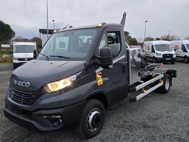 Chasis + carrocería Iveco Daily Multibasculante Ampliroll polybenne coffre 72c18 ptac 7t2 neuf avec blocage differentiel GRIS  - 1