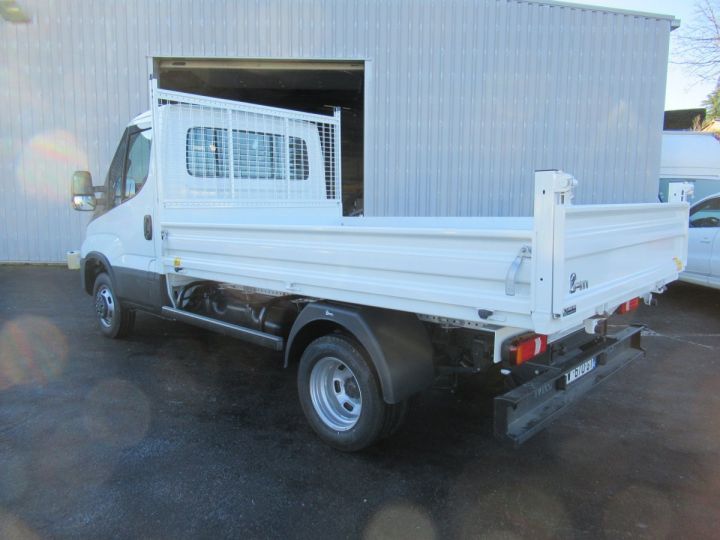 Chassis + carrosserie Iveco Daily Benne arrière 35C18 BENNE  - 3