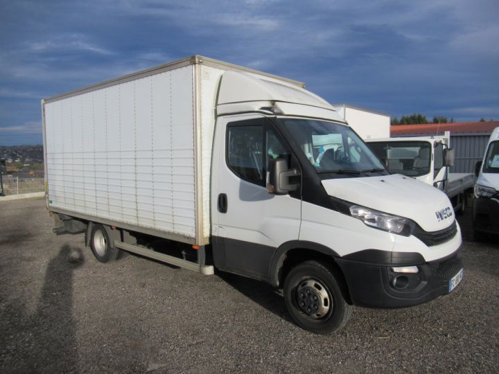 Chassis + carrosserie Iveco Daily Caisse fourgon + Hayon élévateur 35C21 CAISSE + HAYON BOITE AUTOMATIQUE  - 1