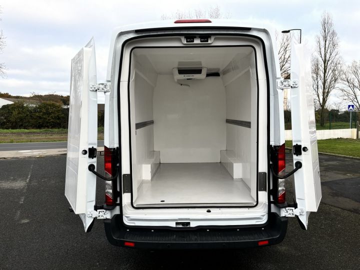 Chassis + carrosserie Ford Transit Caisse isotherme 130 ISOTHERME FRIGORIFIQUE MULTI-TEMPERATURE BLANC - 7