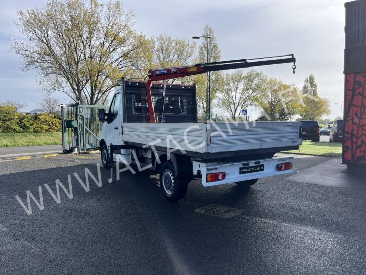 Chassis + carrosserie Renault Master Plateau + grue 110CV PLATEAU RIDELLES GRUE HMF 250 BLANC - 4