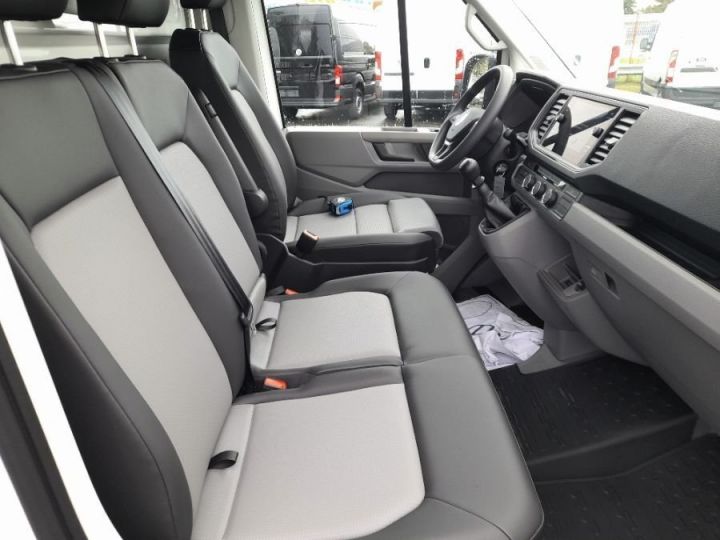 Chassis + carrosserie Volkswagen Crafter Plateau 50 L4 RJ 2.0 TDI 163CH BUSINESS BLANC - 6