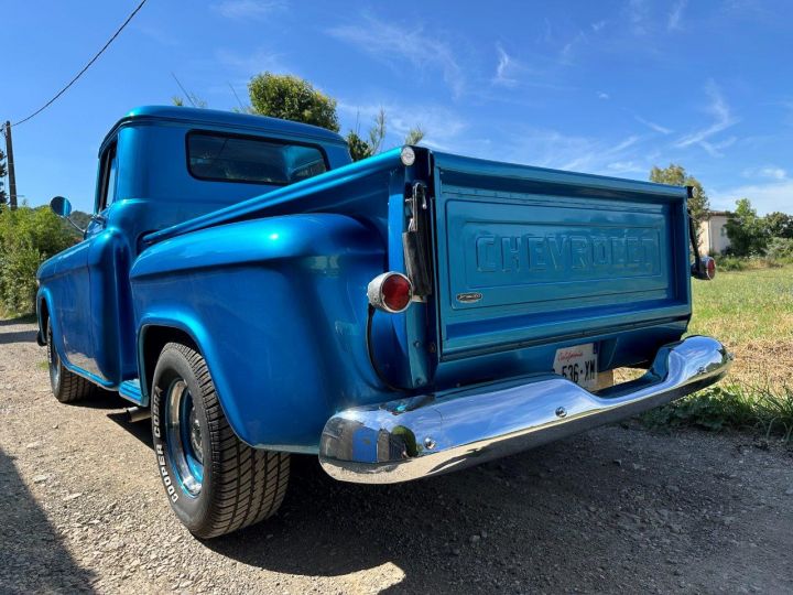 Chevrolet Apache V8 Bleu - 9