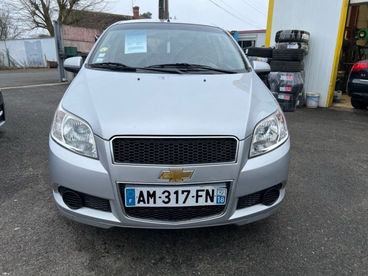 Chevrolet Aveo 1.2 16V LS 5P Gris C - 2