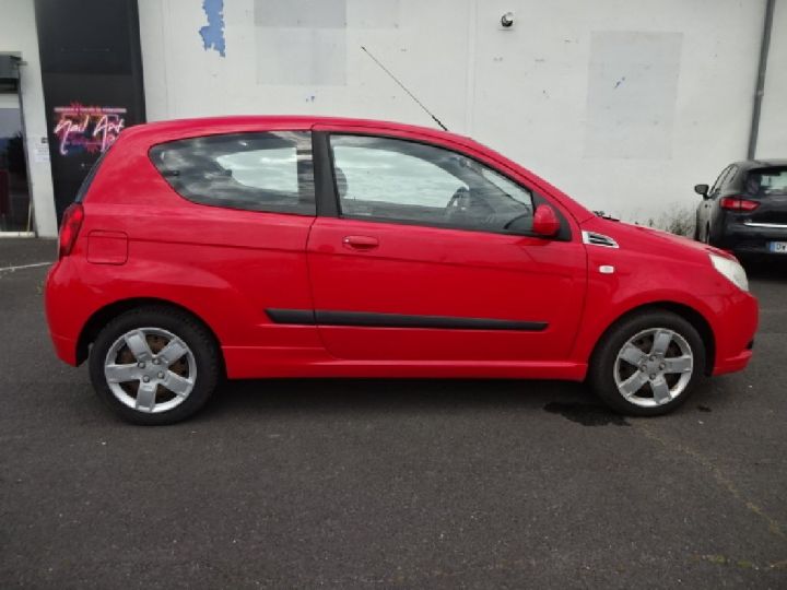 Chevrolet Aveo 1.2 i 16v 84cv LS ROUGE - 8