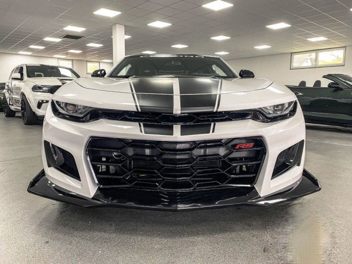 Chevrolet Camaro 2.0l Turbo Aut. /Caméra/LED/Bose/SZH/Cuir Blanc Métallisé - 2