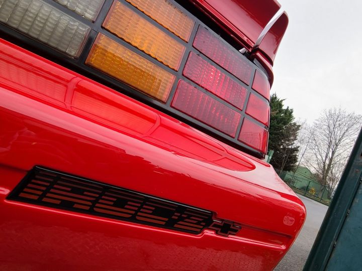 Chevrolet Camaro Cabriolet IROC Z  - 12