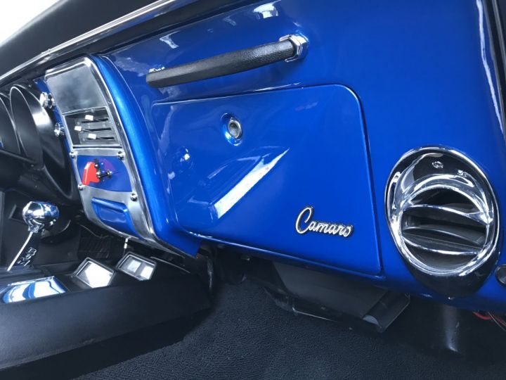 Chevrolet Camaro RS SS Bleu Metal - 11