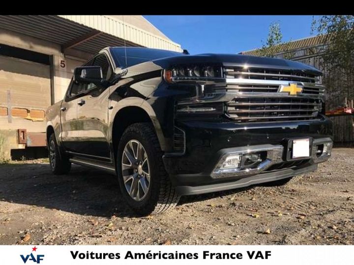 Chevrolet Cheyenne HIGH COUNTRY 4X4 CTTE PLATEAU PAS D’ECOTAXE/PAS DE TVS/TVA RECUPERABLE Noir Vendu - 3