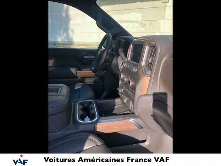 Chevrolet Cheyenne HIGH COUNTRY 4X4 CTTE PLATEAU PAS D’ECOTAXE/PAS DE TVS/TVA RECUPERABLE Noir Vendu - 9