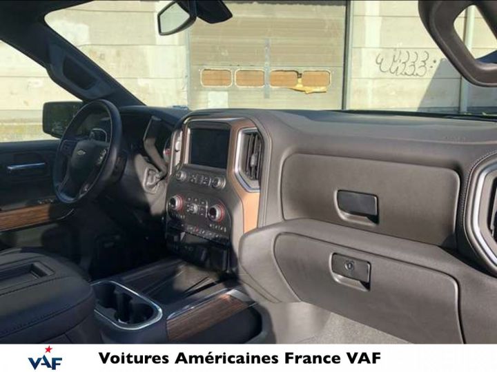 Chevrolet Cheyenne HIGH COUNTRY 4X4 CTTE PLATEAU PAS D’ECOTAXE/PAS DE TVS/TVA RECUPERABLE Noir Vendu - 10
