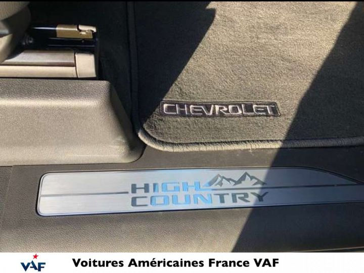 Chevrolet Cheyenne HIGH COUNTRY 4X4 CTTE PLATEAU PAS D’ECOTAXE/PAS DE TVS/TVA RECUPERABLE Noir Vendu - 14