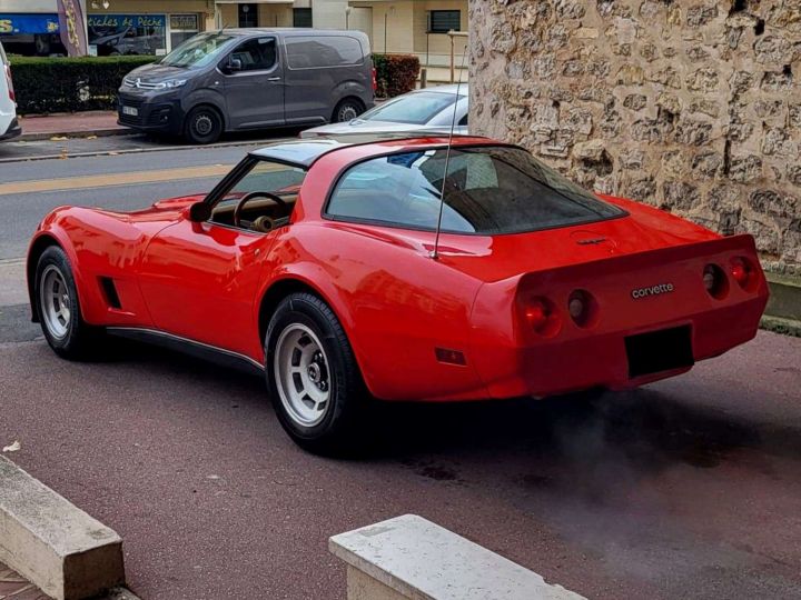 Chevrolet Corvette C3 rouge - 5