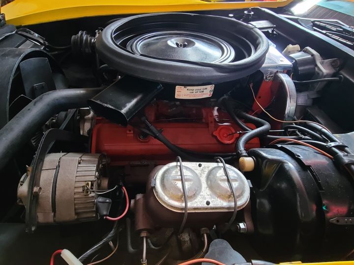 Chevrolet Corvette C3 Cabriolet V8 Jaune - 30