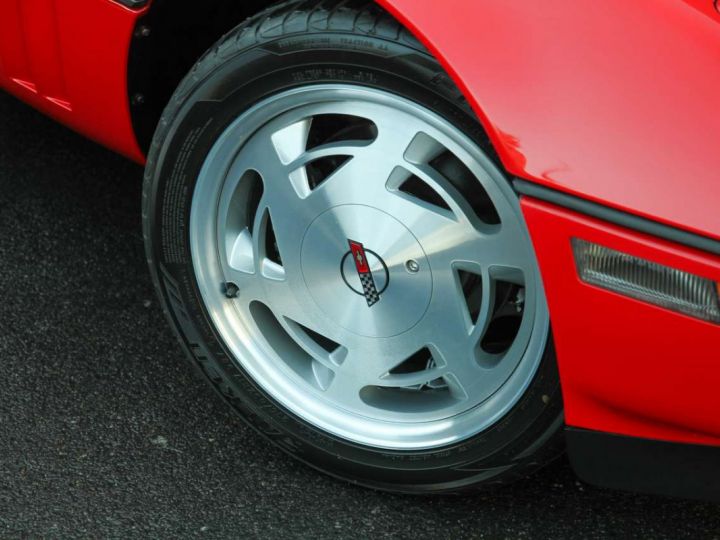 Chevrolet Corvette C4 Cabriolet Belgium Car Rouge - 28