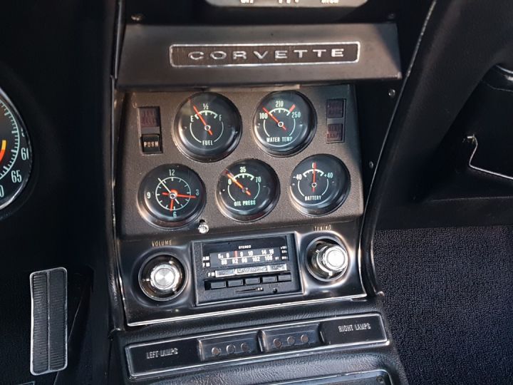 Chevrolet Corvette V8 L46 350 / 350ch  - 12