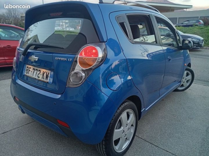 Chevrolet Spark 1.2 80cv clim auto ct ok 95.000klm crit air 1 garantie 12 mois 5990 Bleu - 3