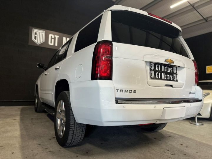 Chevrolet Tahoe 6.2L V8 420CH BA Blanc - 9