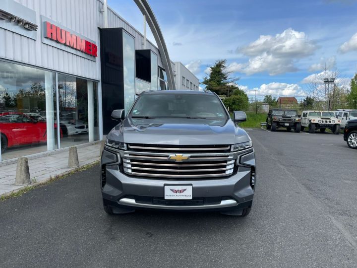 Chevrolet Tahoe High Country V8 6.2L Gris - 2