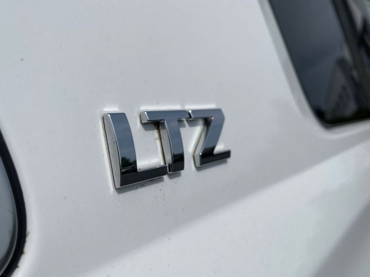 Chevrolet Tahoe LTZ V8 5.3L Blanc - 10