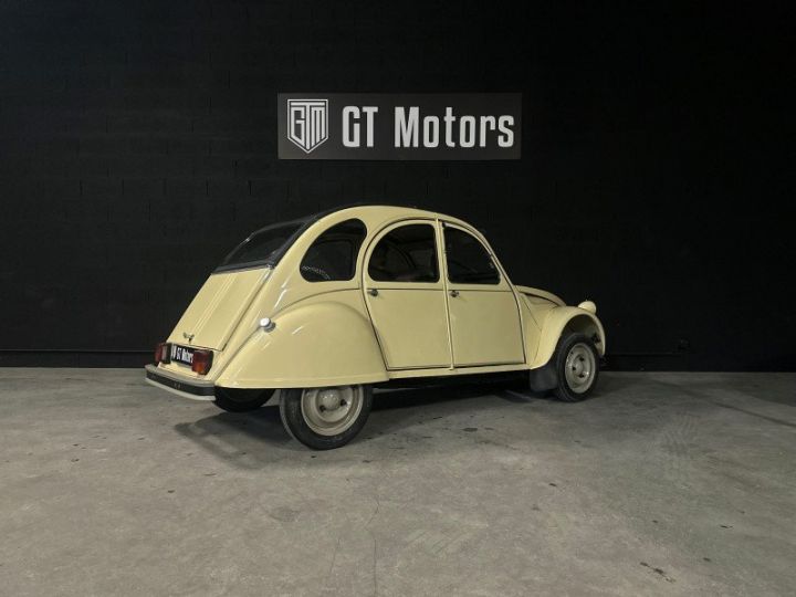 Citroen 2CV Beige - 8