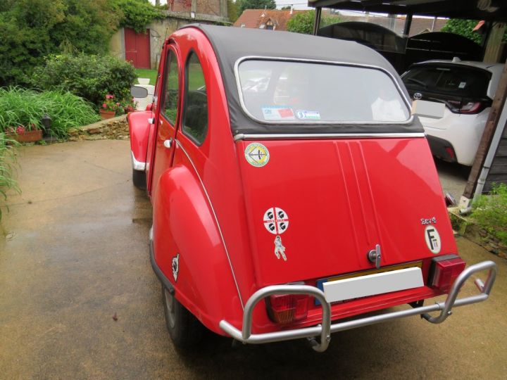 Citroen 2CV 4 Rouge - 3