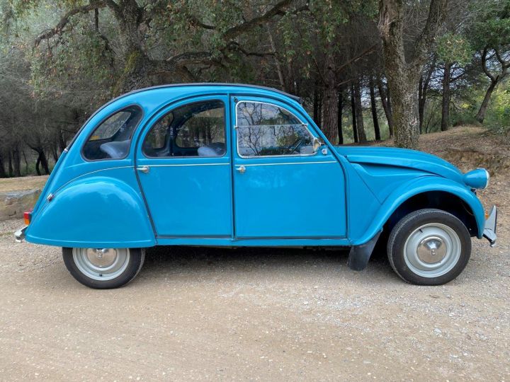 Citroen 2CV 6 Bleu - 9