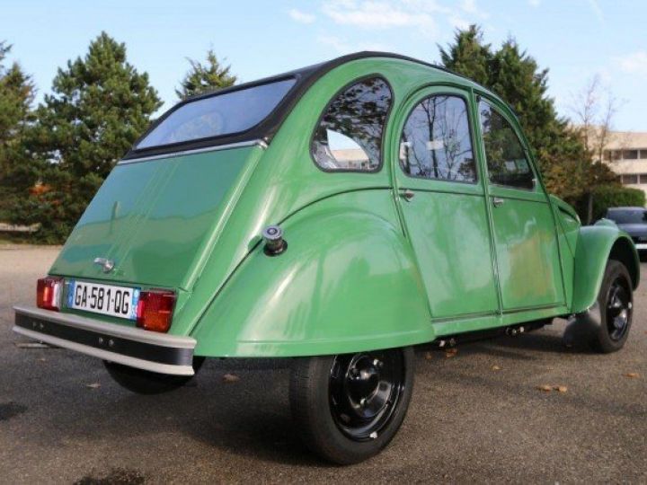 Citroen 2CV AZKA      Essence VERTE - 28