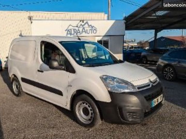 Citroen Berlingo 1.6 hdi 100 automatique, 88000 km Blanc - 1