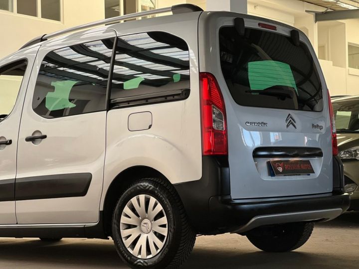 Citroen Berlingo 1.6 HDI 115CH XTR Gris Foncé Métallisé - 16