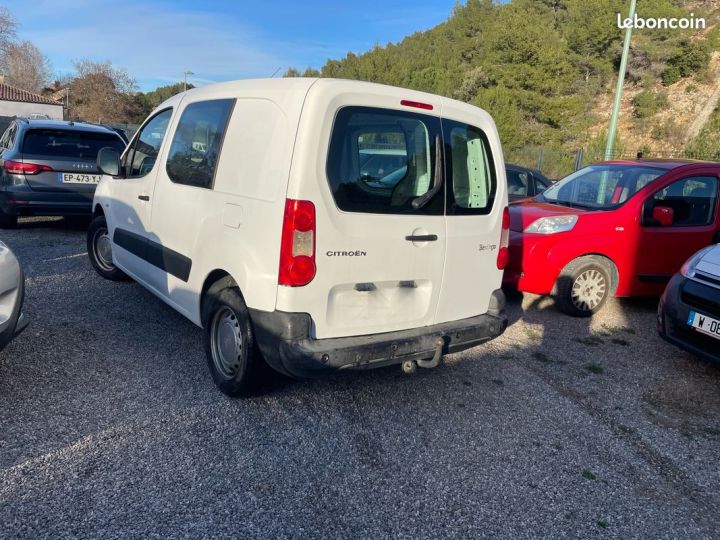 Citroen Berlingo 1.6 hdi 90 cv 3 places ct ok Blanc - 4